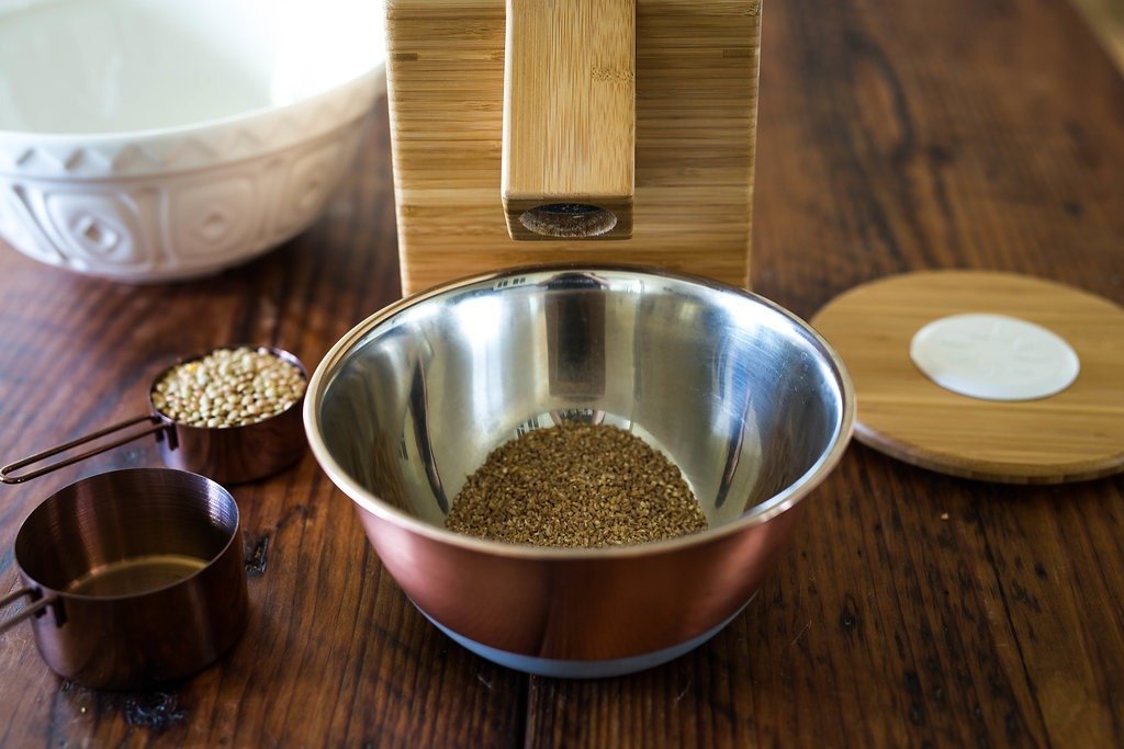 7 Inexpensive Foods with Long Shelf Lives